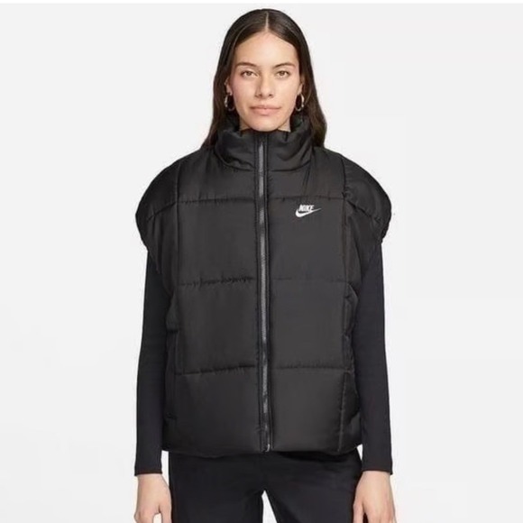 Nike Jackets & Blazers - Nike Therma-FIT Classic Puffer Vest Black Womens Size M